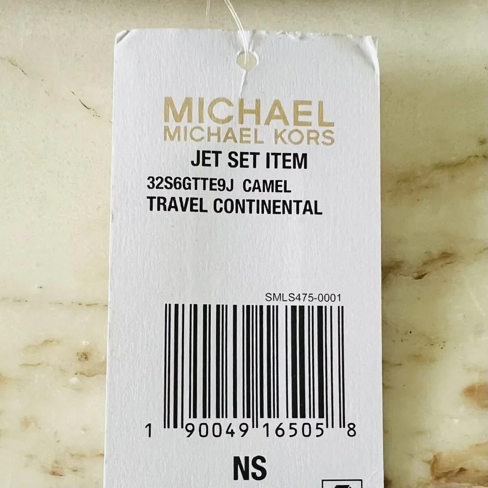MICHAEL KORS Jet Set Camel Gold Logo Travel Continental Zip Wallet Wristlet
